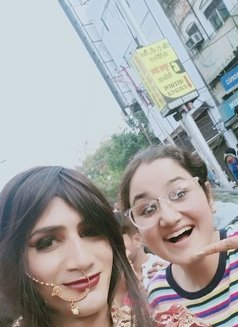 Harnaz - Transsexual escort in Noida Photo 11 of 14