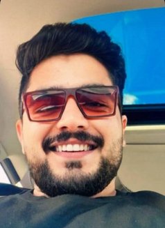 Haron - Male escort in Dubai Photo 1 of 3