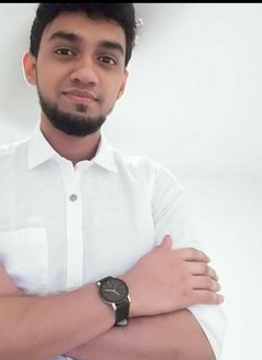 Haroon 28 Young Indian Best Sex Male Esc - Acompañantes masculino in Dubai Photo 1 of 1