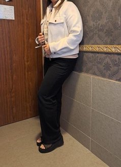 Harpreet - puta in Hong Kong Photo 1 of 2