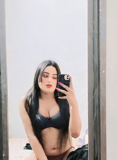 HARPREET - Transsexual escort in Chandigarh Photo 3 of 11