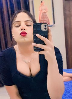 HARPREET - Transsexual escort in Chandigarh Photo 8 of 11