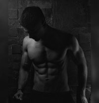 Harris - Male escort in Islamabad