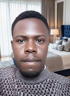 Harrison - Male escort in Nairobi Photo 3 of 3