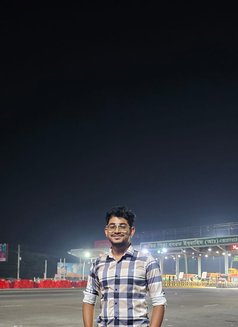 Harry (Dhaka) - Male escort in Dhaka Photo 4 of 5