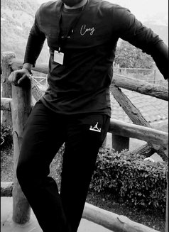 Harry - masseur in Mumbai Photo 1 of 1