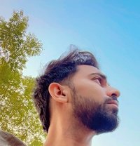 Harry - Male escort in New Delhi