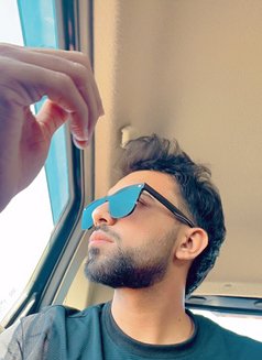 Harry - Male escort in Noida Photo 4 of 5