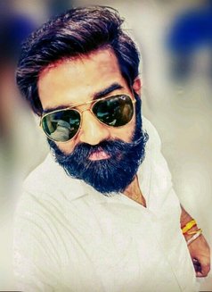 Harry - Male escort in Noida Photo 4 of 5