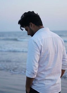 Harry - Acompañantes masculino in Noida Photo 2 of 2