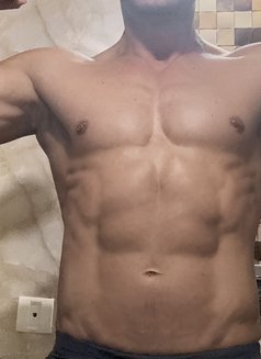 Harry - Male escort in Noida Photo 1 of 1