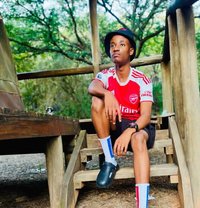 Harry - Male adult performer in Nairobi