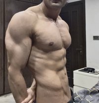 Harry Khan - Acompañantes masculino in Lahore