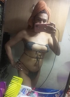 Harry Muello - Transsexual escort in Manila Photo 1 of 2