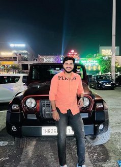 Harryyy - Male escort in Ghaziabad Photo 2 of 2