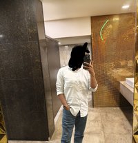 Harryyy - Male escort in Lucknow