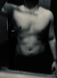 Harsh Driller - Male escort in New Delhi Photo 2 of 3