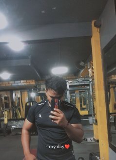 Harsh - Acompañantes masculino in Gurgaon Photo 4 of 12