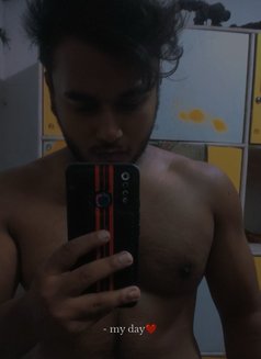 Harsh - Acompañantes masculino in Gurgaon Photo 5 of 12