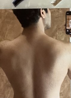 Harsh - Acompañantes masculino in New Delhi Photo 1 of 1