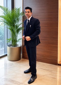Harsh - Male escort in New Delhi Photo 4 of 4