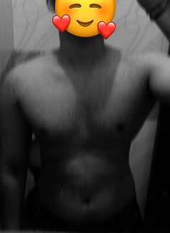 Harsh driller - Acompañantes masculino in New Delhi Photo 7 of 8