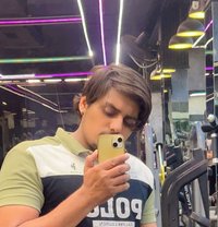 Harsh - Intérprete masculino de adultos in New Delhi