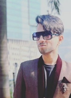 Harsh rajput - Intérprete masculino de adultos in Navi Mumbai Photo 3 of 3