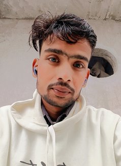 Harsh Sharma - Male escort in Kanpur Photo 3 of 5