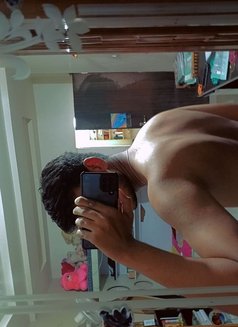 Harsh Singh - Male escort in Hyderabad Photo 3 of 4