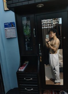 Harsh Singh - Male escort in New Delhi Photo 4 of 6
