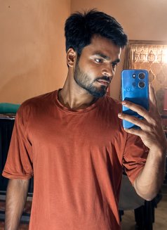 Harsh Vaibhav - Male escort in Patna Photo 8 of 9