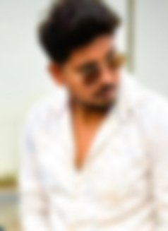 Harsh , MALE ESCORT - Acompañantes masculino in New Delhi Photo 2 of 3