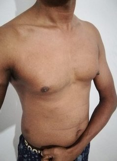 Premium Massage Service for Ladies - Male escort in Colombo Photo 2 of 3