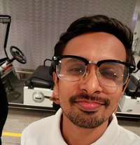 Harsha Sampath - Intérprete masculino de adultos in Colombo