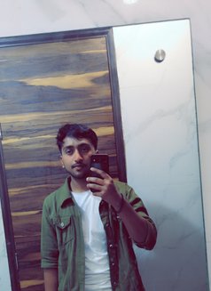Harshad - Male escort in Noida Photo 3 of 3