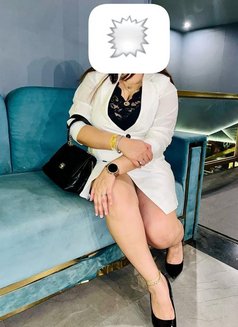 Harshi Dew perera (VVIP) Girl 🇱🇰🇱🇰 - escort in Colombo Photo 1 of 6