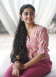 Harshita Best Incall Outcall Service, Es - escort in Chennai Photo 1 of 6