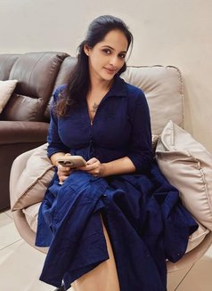 Harshita Best Incall Outcall Service, Es - escort in Chennai Photo 5 of 6