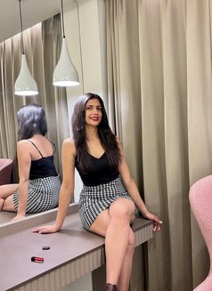 Harshita Best Incall Outcall Service, Es - escort in Kolkata Photo 5 of 9