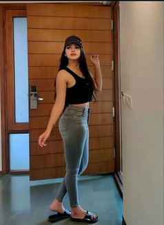 Harshita Best Incall Outcall Service, Es - escort in Mumbai Photo 3 of 4