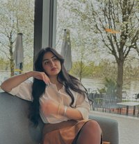 Harshita - escort in Pune