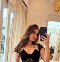 Harshita - puta in Candolim, Goa