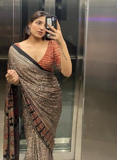 Harshita - escort in Hyderabad Photo 3 of 4