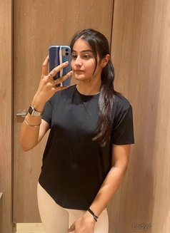 Harshita - escort in Lucknow Photo 1 of 3