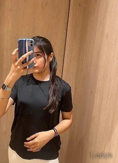Harshita - escort in Lucknow Photo 3 of 3