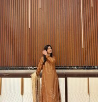 Harshita - escort in New Delhi