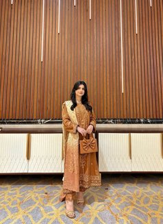 Harshita - escort in New Delhi Photo 5 of 6