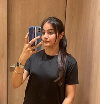 Harshita - escort in New Delhi