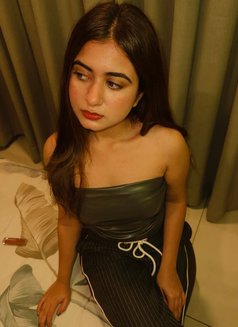 Harshita - escort in Surat Photo 2 of 3